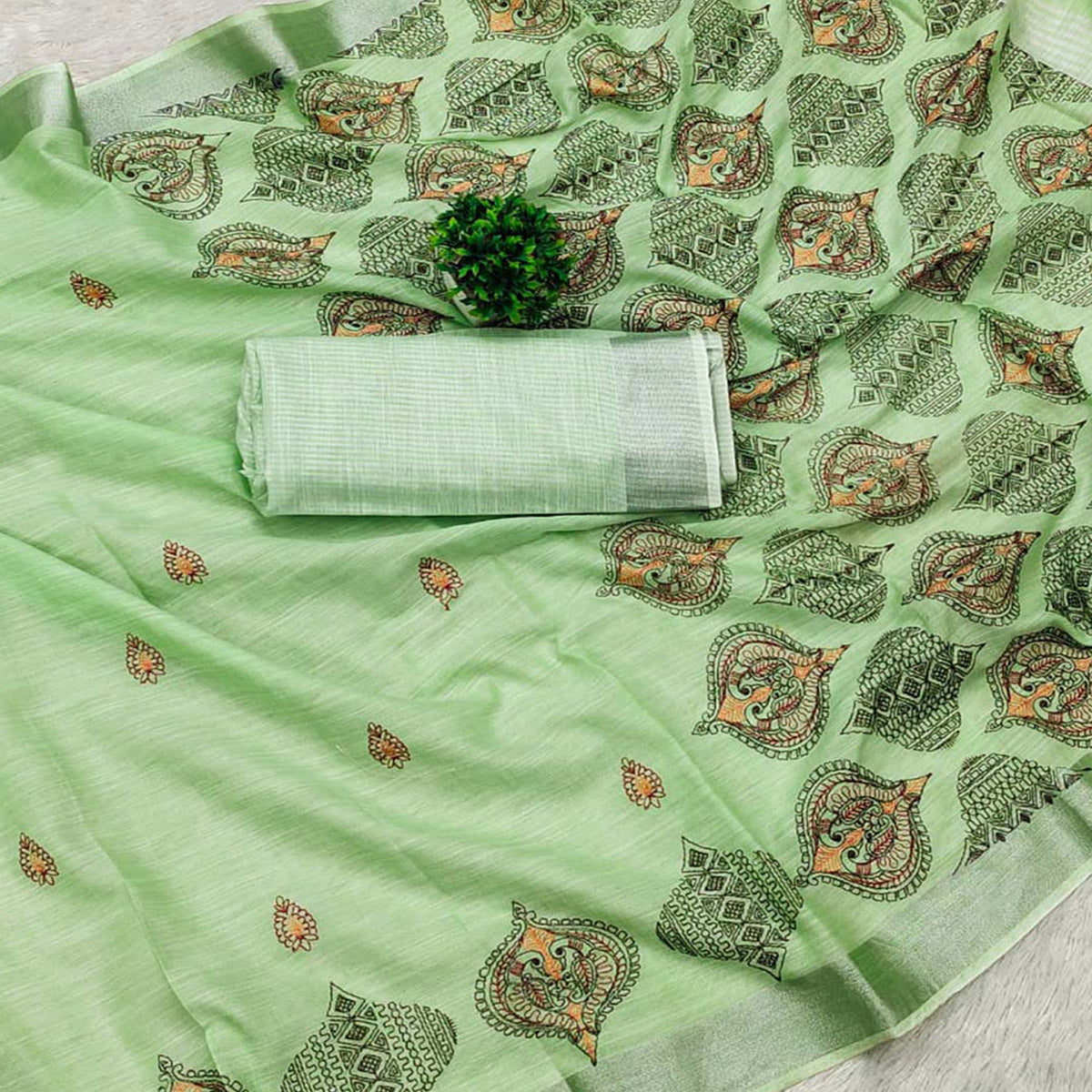 green-embroidered-cotton-silk-saree-with-tassels
