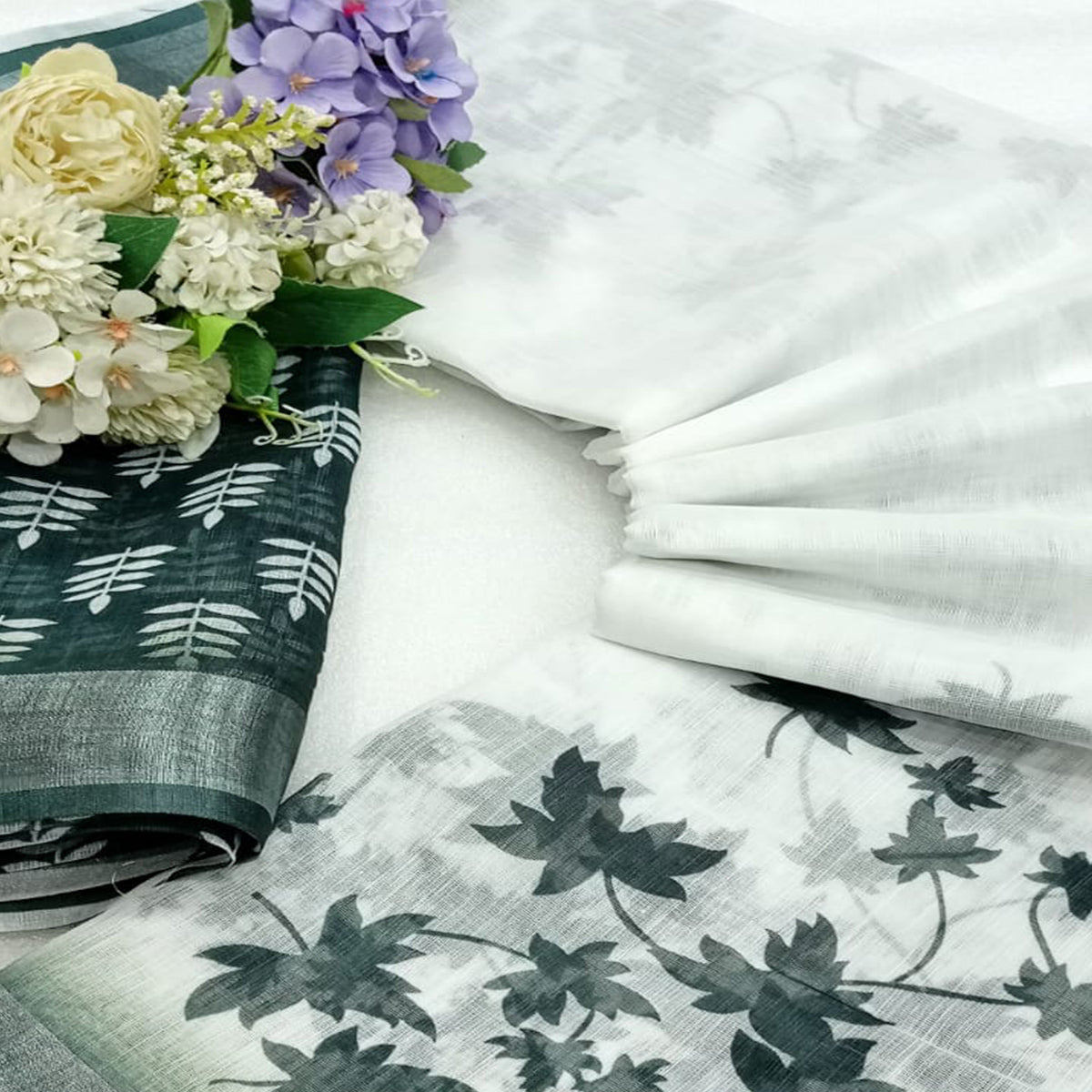 green-floral-printed-linen-saree-10