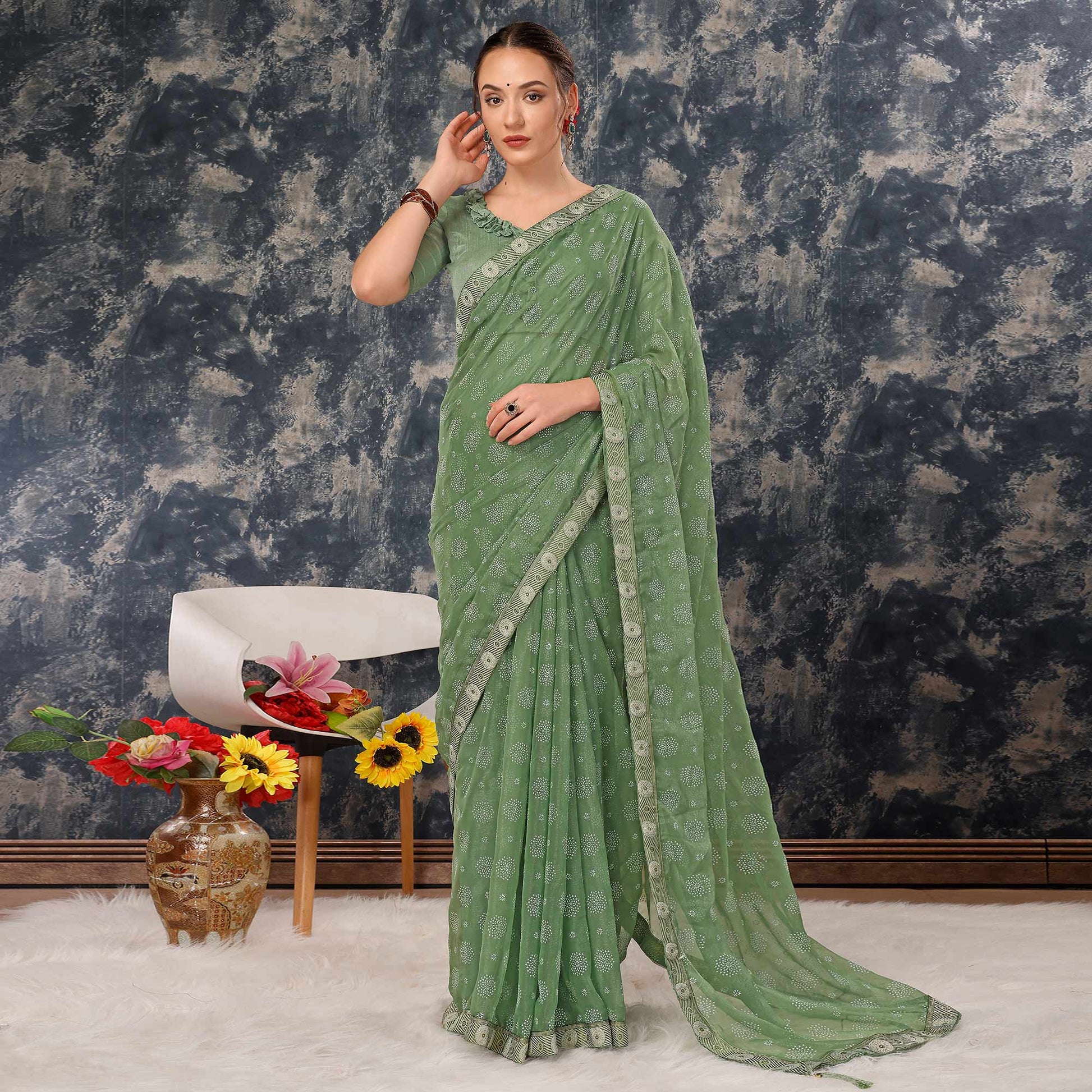 green-printed-chiffon-saree-with-lace-border-6
