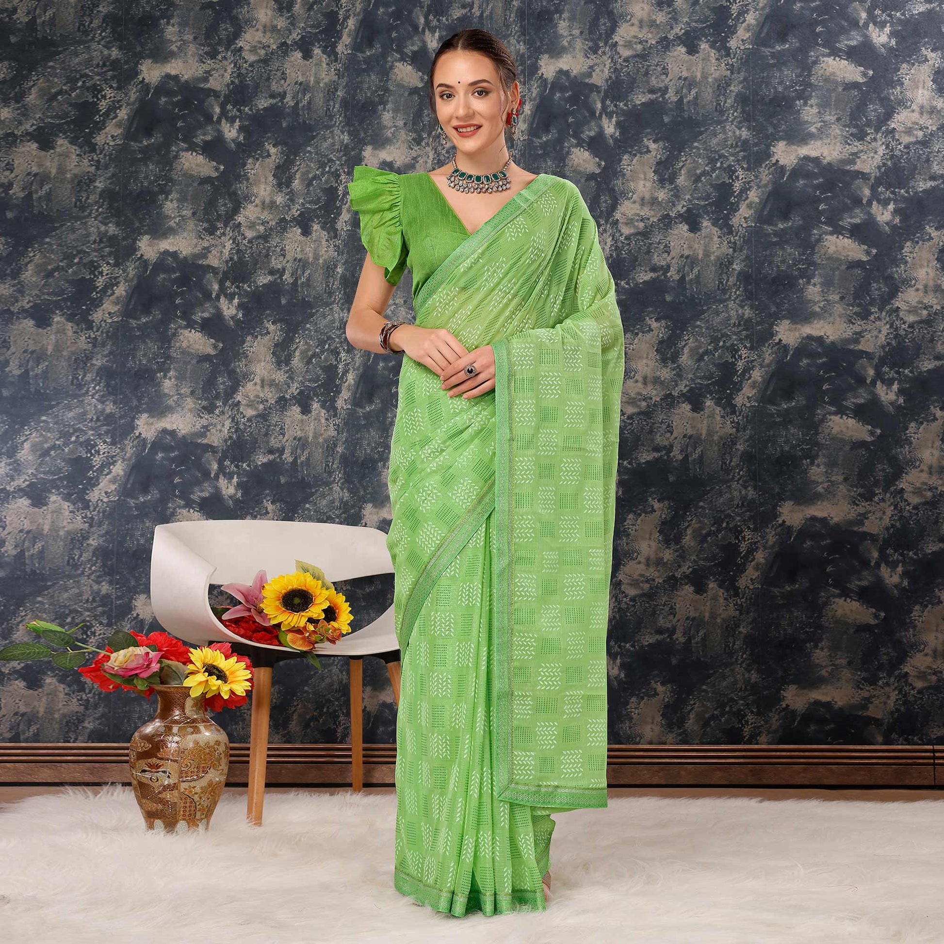 green-printed-chiffon-saree-with-lace-border-4
