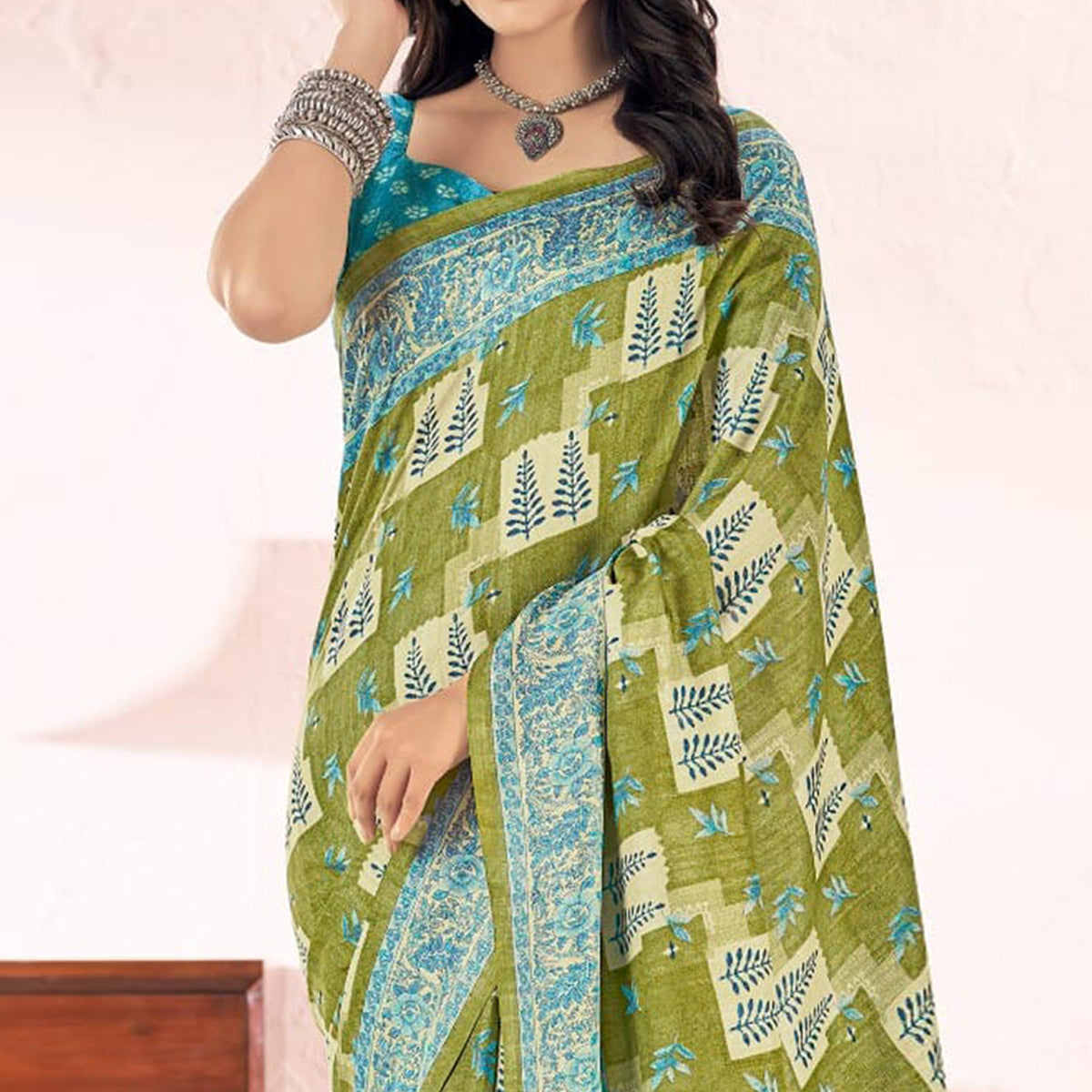 green-printed-tussar-silk-saree-2