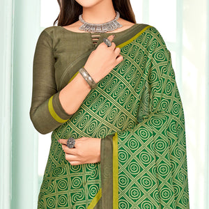green-printed-chiffon-saree-10