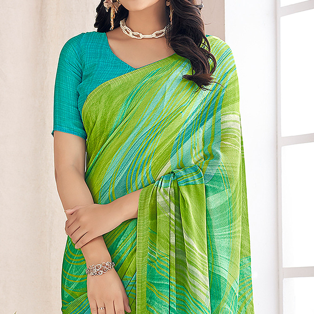 green-printed-chiffon-saree-11