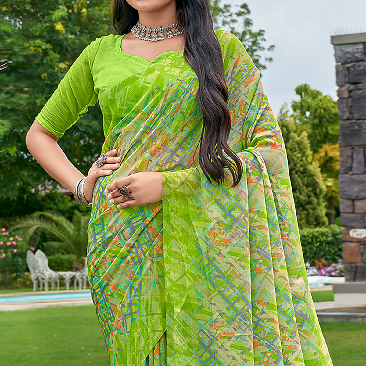 green-geometric-printed-chiffon-saree