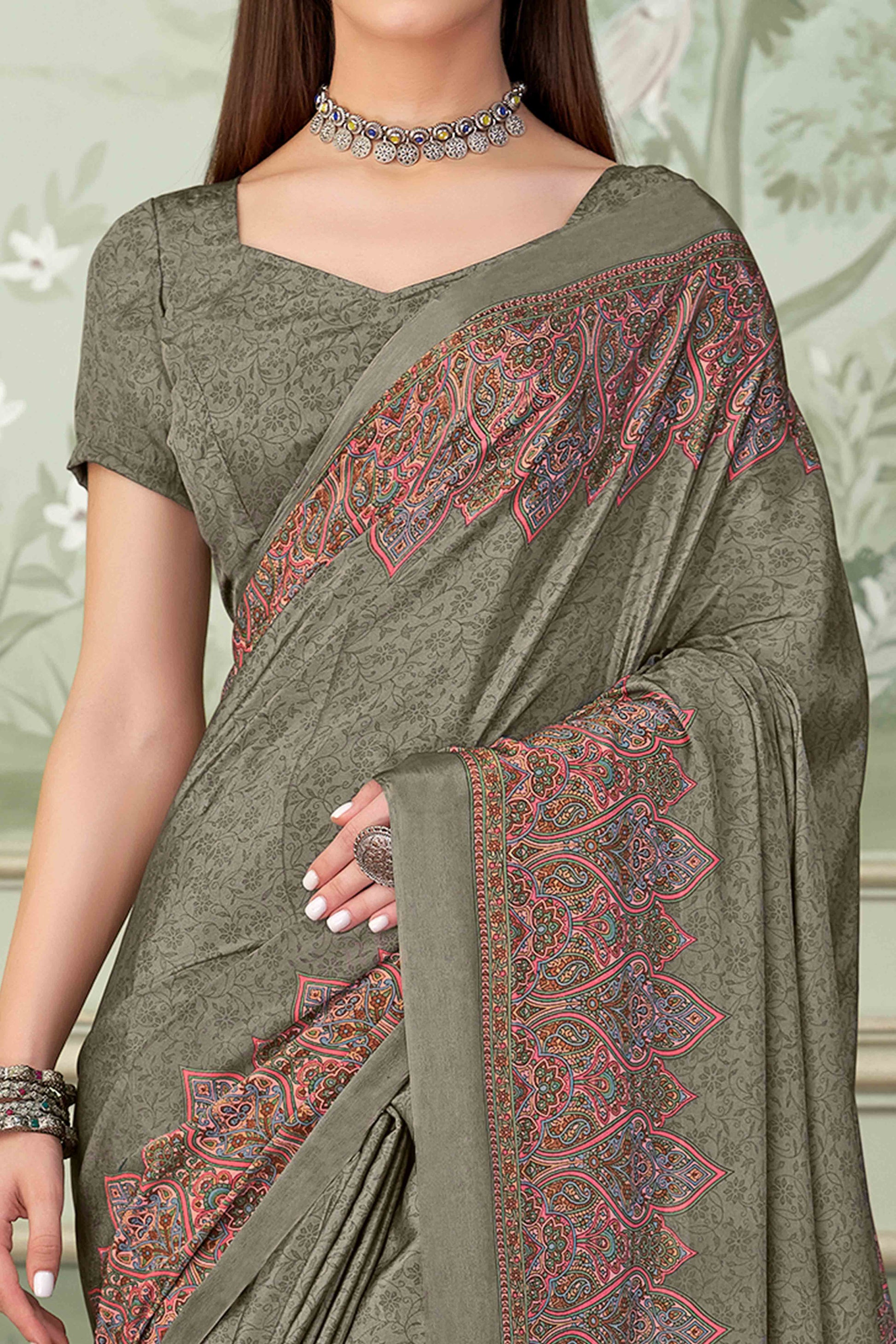 grey-floral-printed-crepe-silk-saree-7