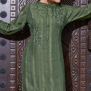 green-floral-embroidered-rayon-kurti-6