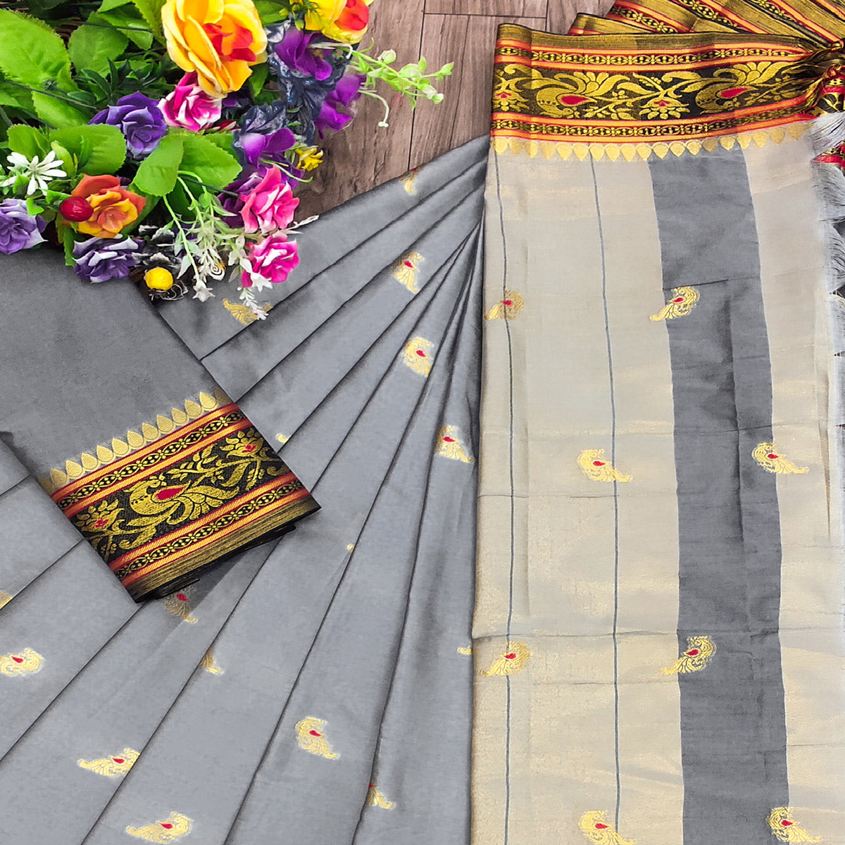 grey-butti-work-woven-cotton-silk-saree-1