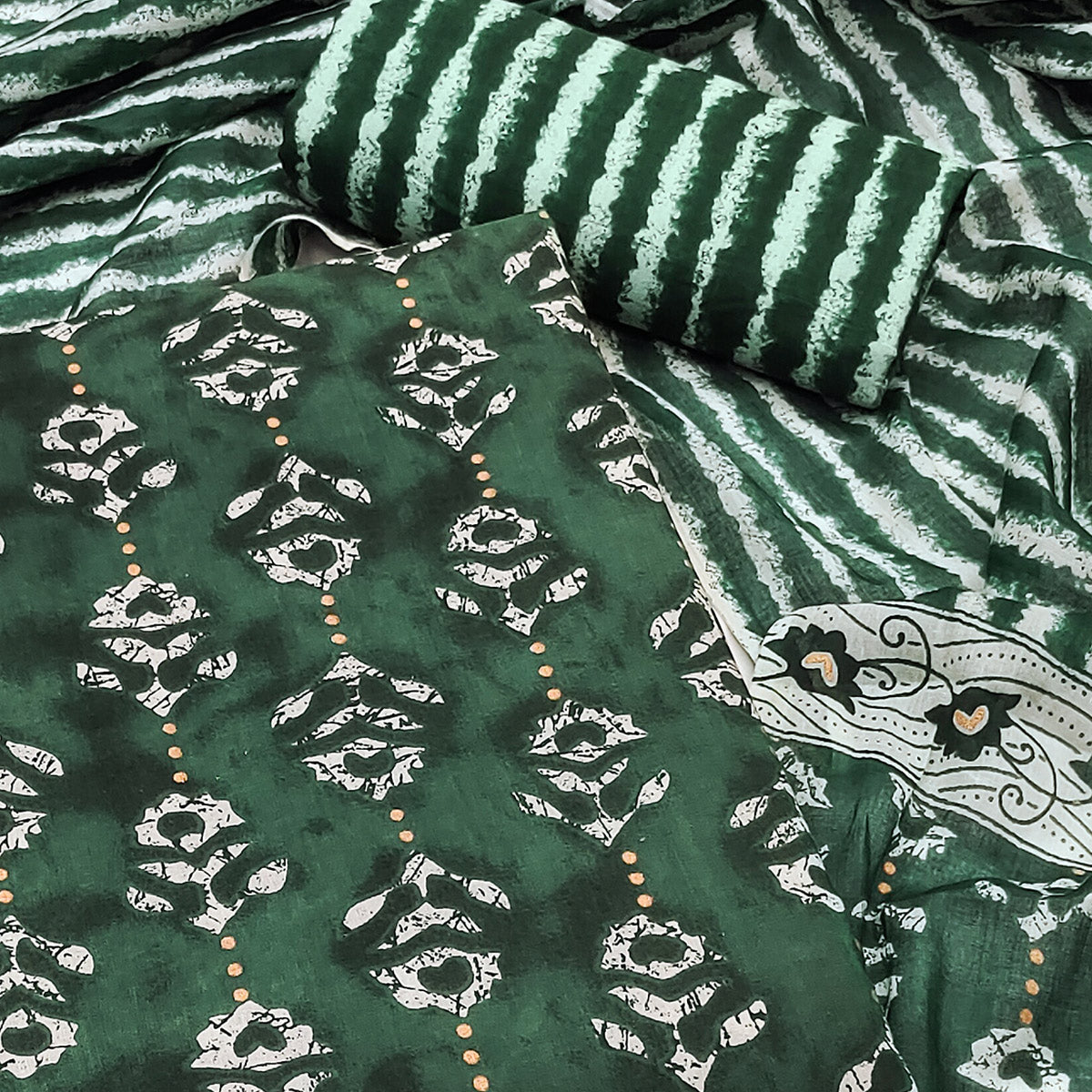 green-floral-printed-pure-cotton-dress-material-35
