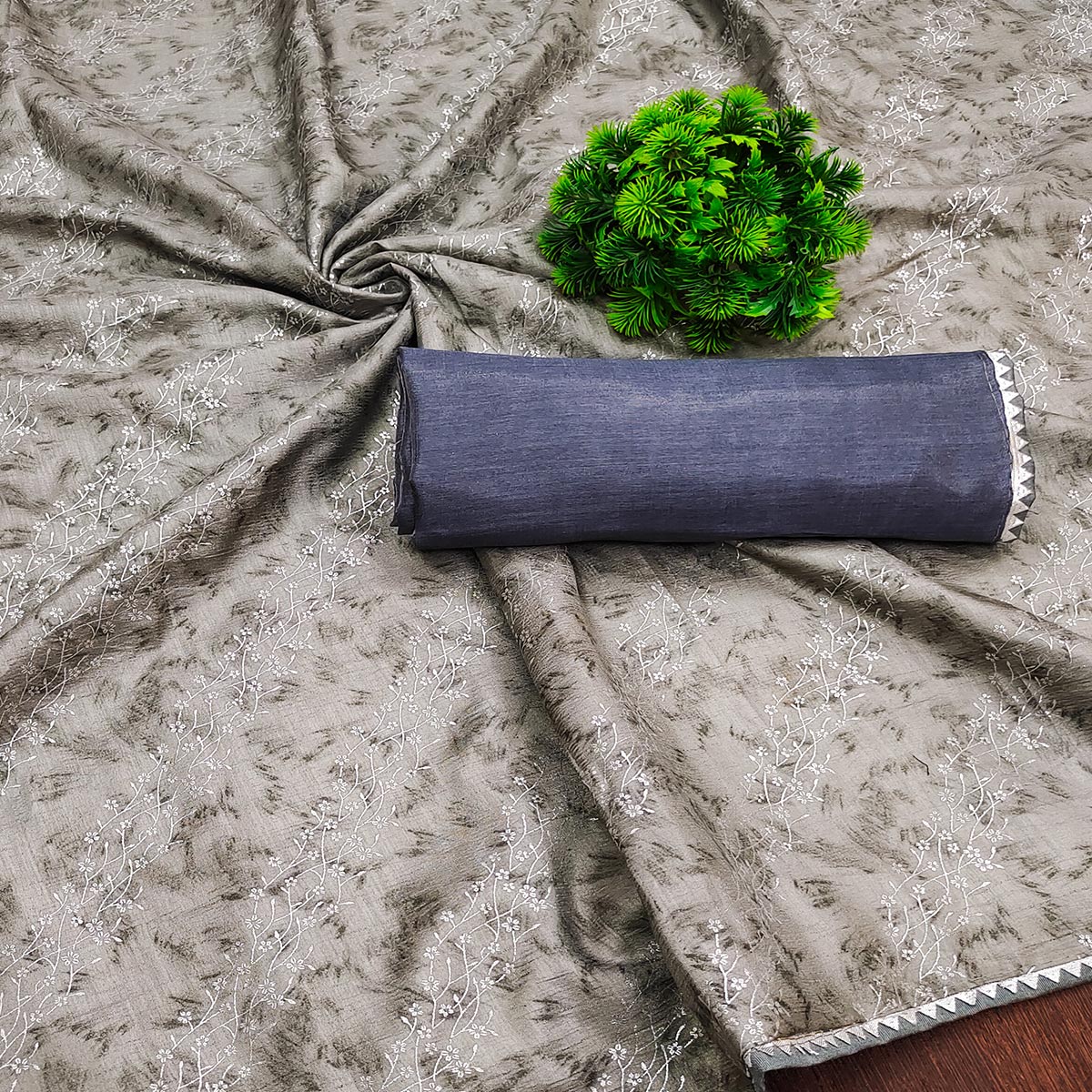 grey-floral-foil-printed-dola-silk-saree