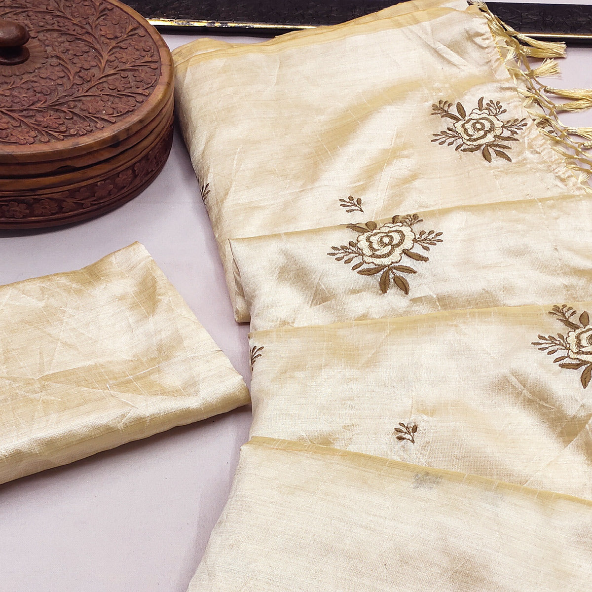 Cream Floral Embroidered Silk Saree