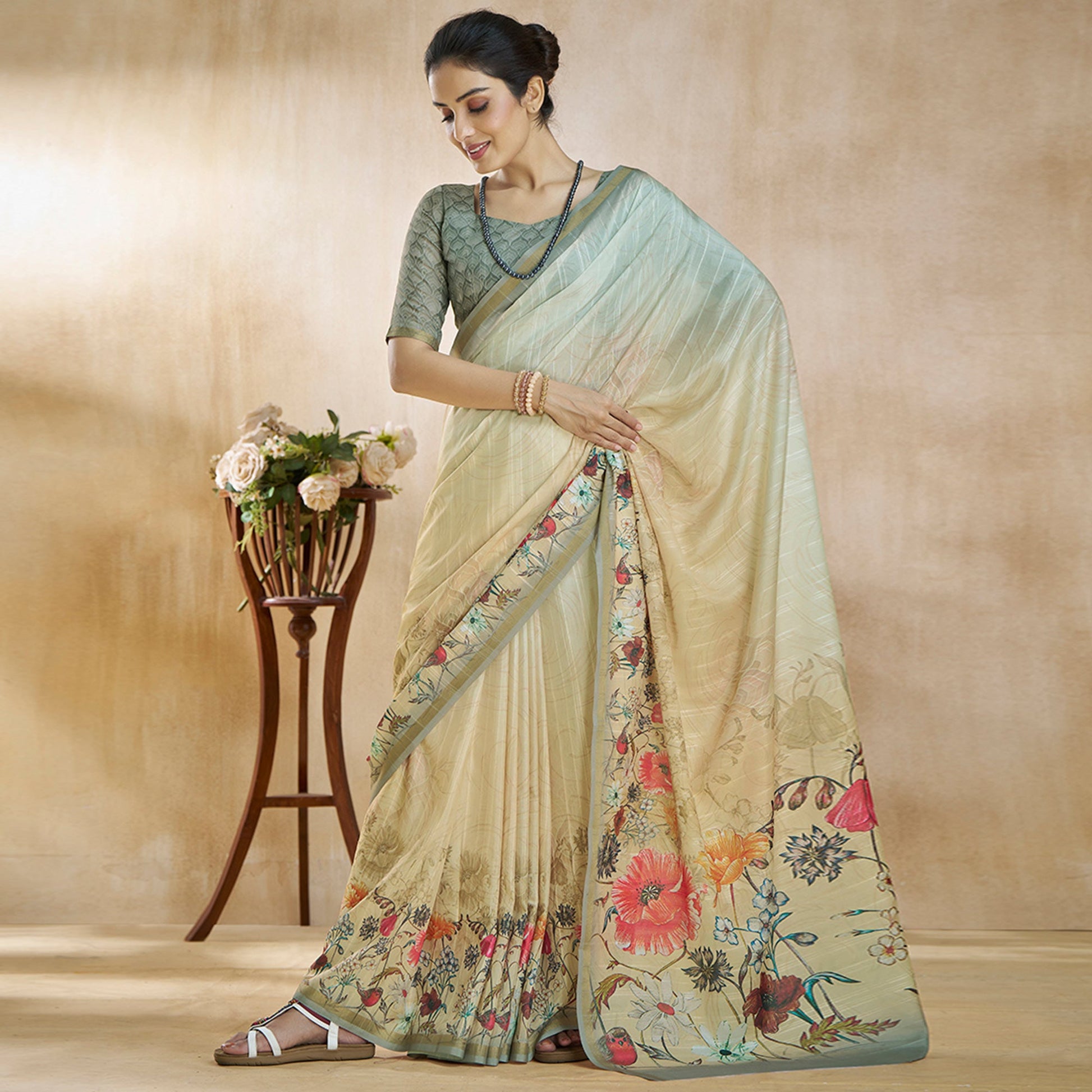 Cream Floral Digital Printed Pure Silk Saree