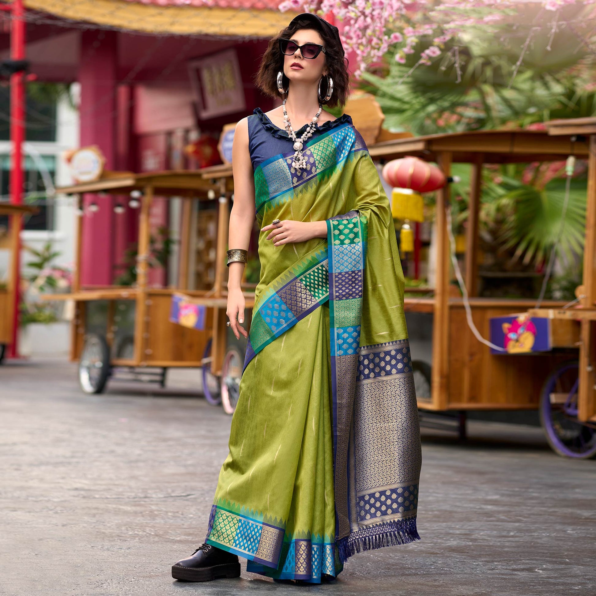green-zari-motifs-woven-soft-banarasi-silk-saree