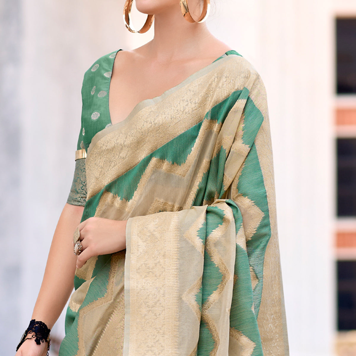 green-woven-cotton-silk-saree-13