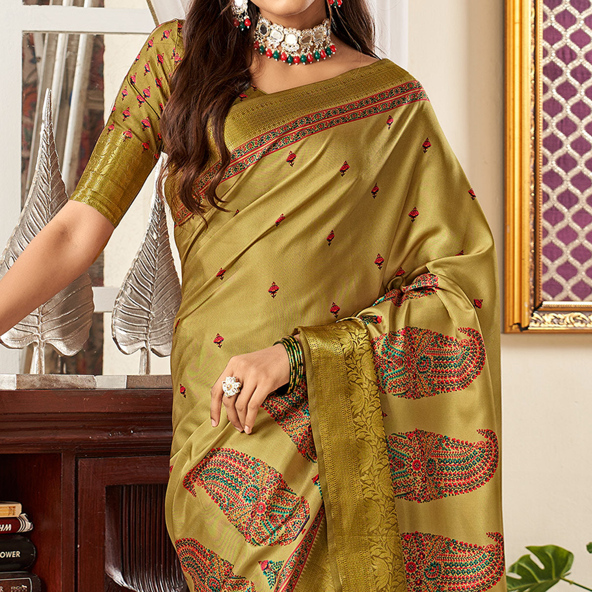 green-digital-printed-satin-saree-4
