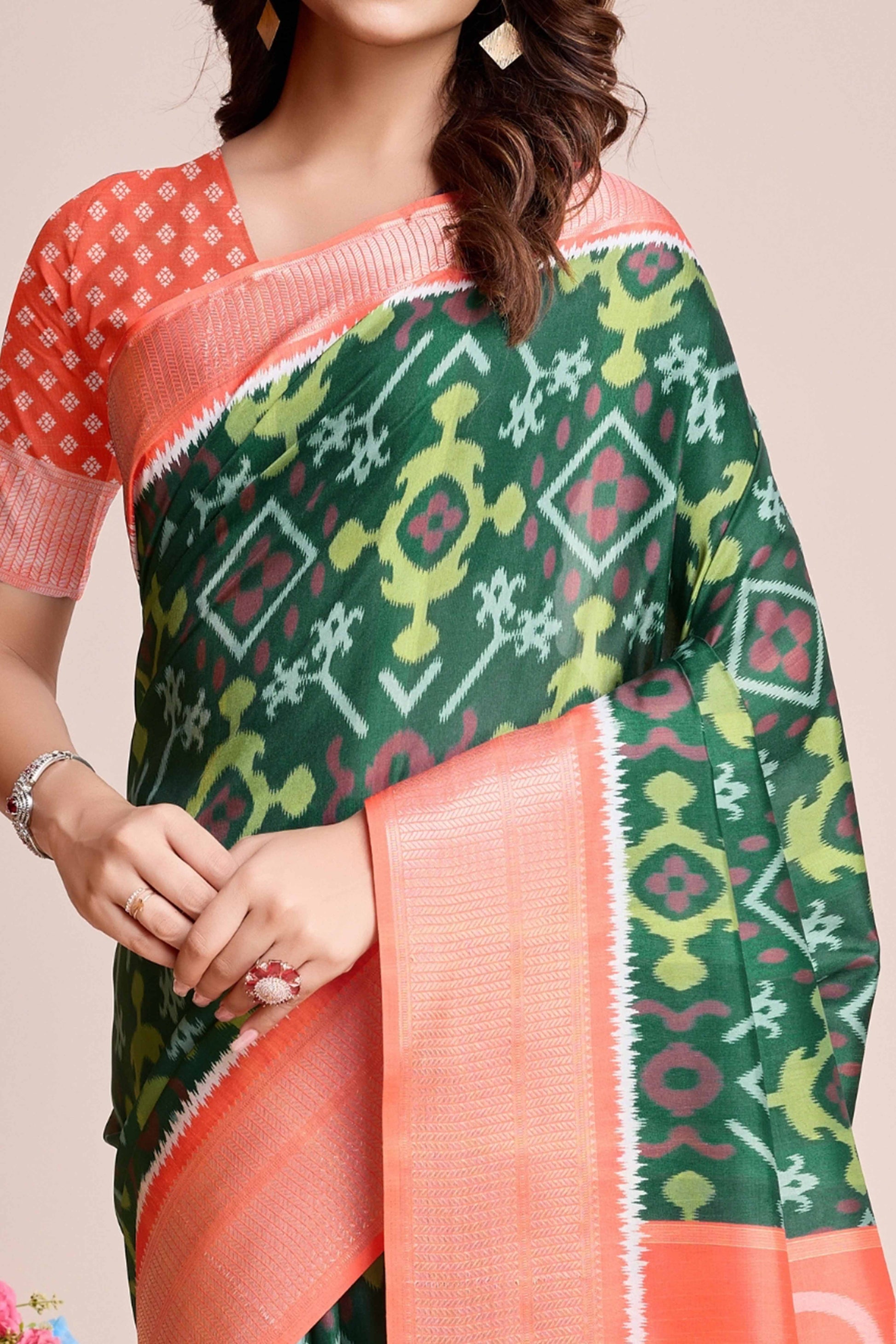 green-patola-printed-dola-silk-saree-5