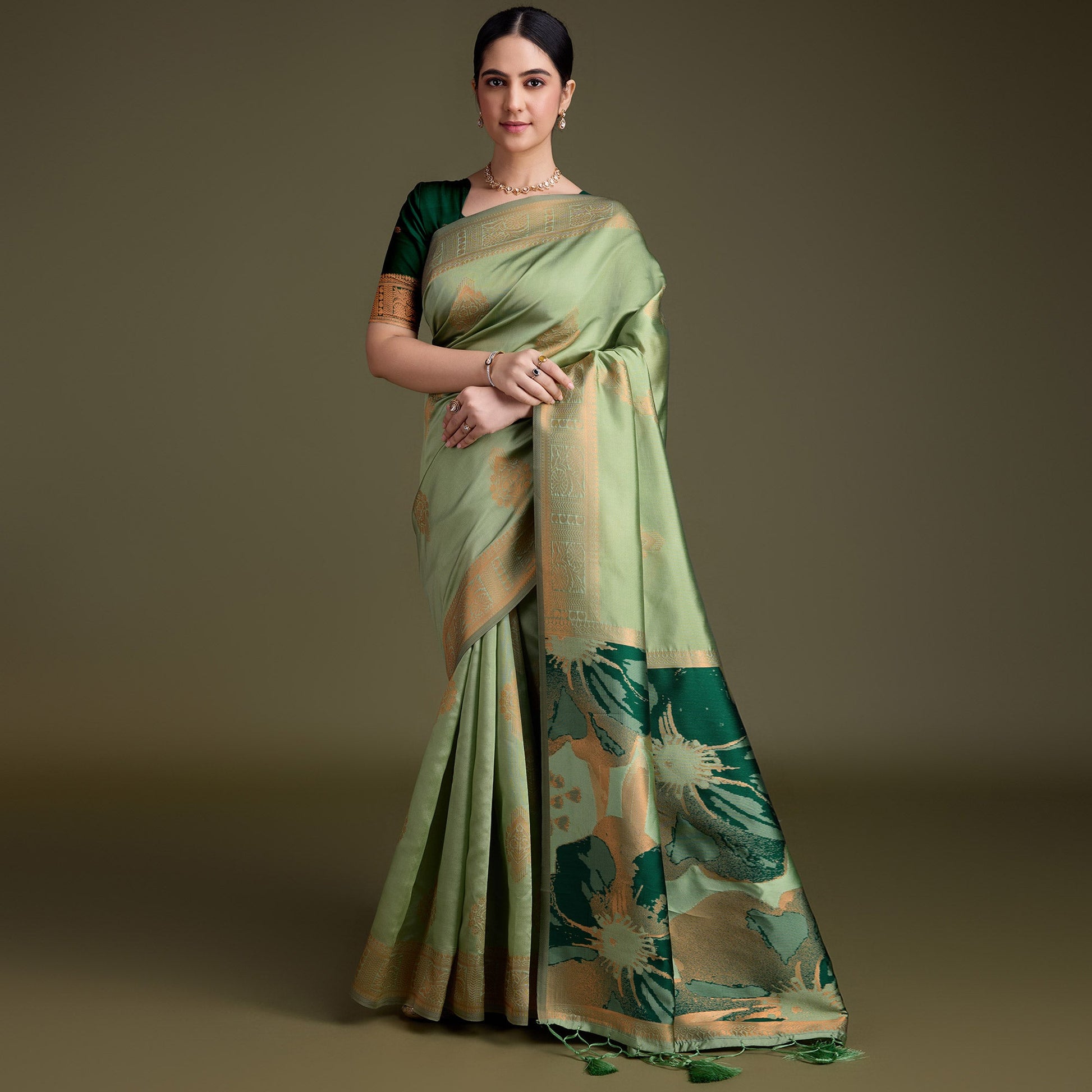 green-floral-woven-banarasi-silk-saree-7