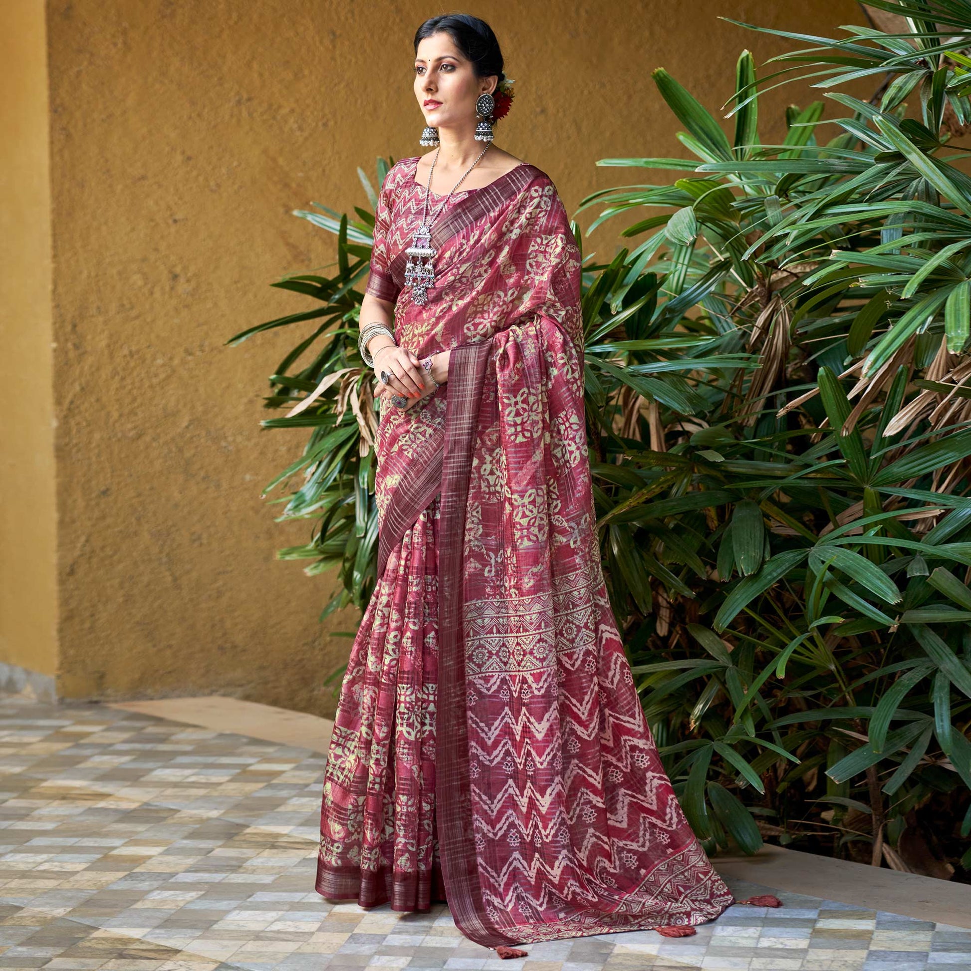 Maroon Abstract Digital Printed Linen Saree