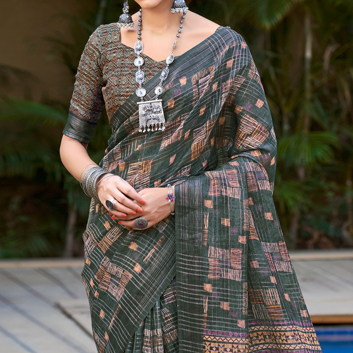 Mehandi Green Abstract Digital Printed Linen Saree