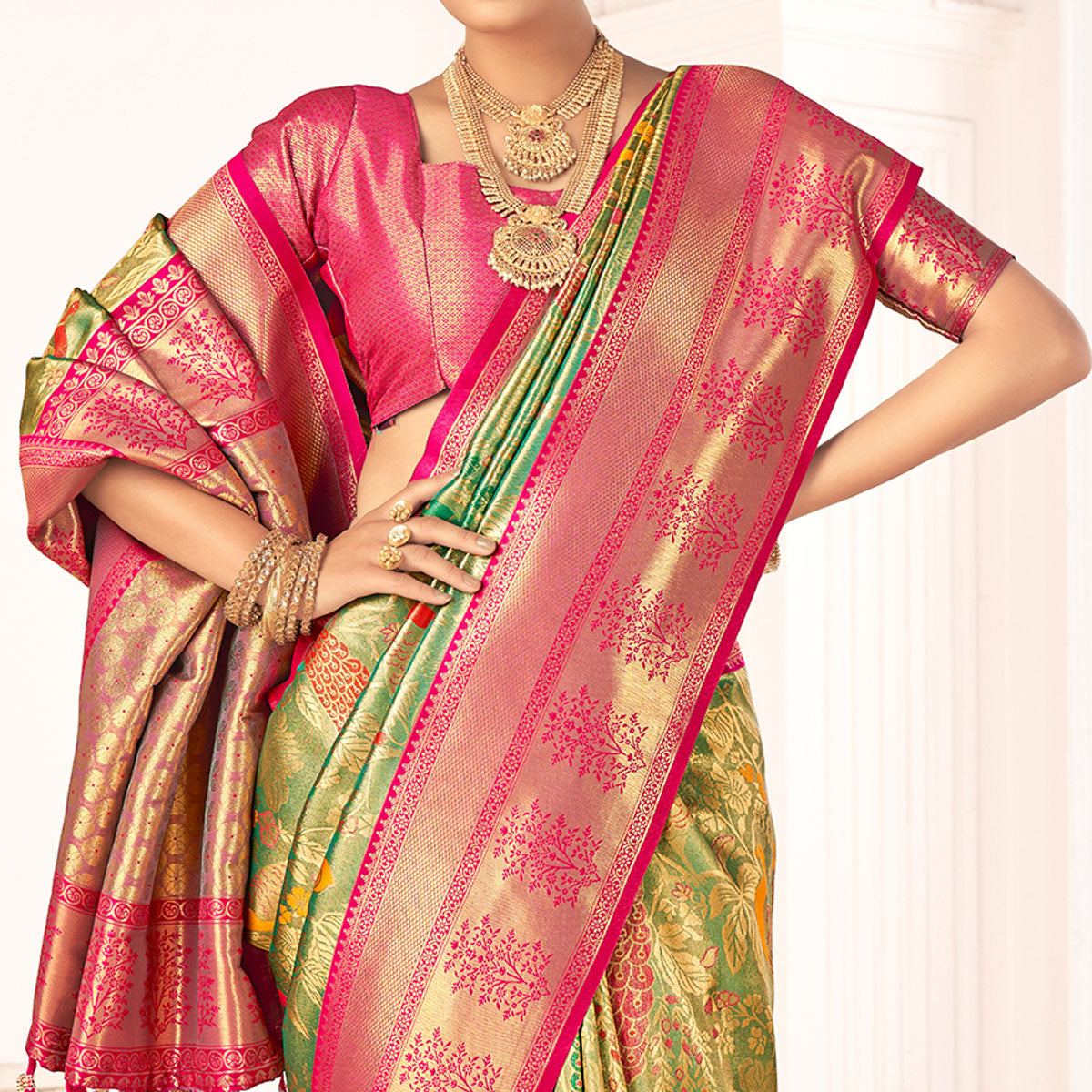 green-woven-pure-silk-saree-with-tassels-2