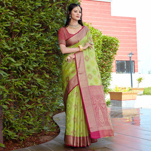 green-woven-art-silk-saree-10