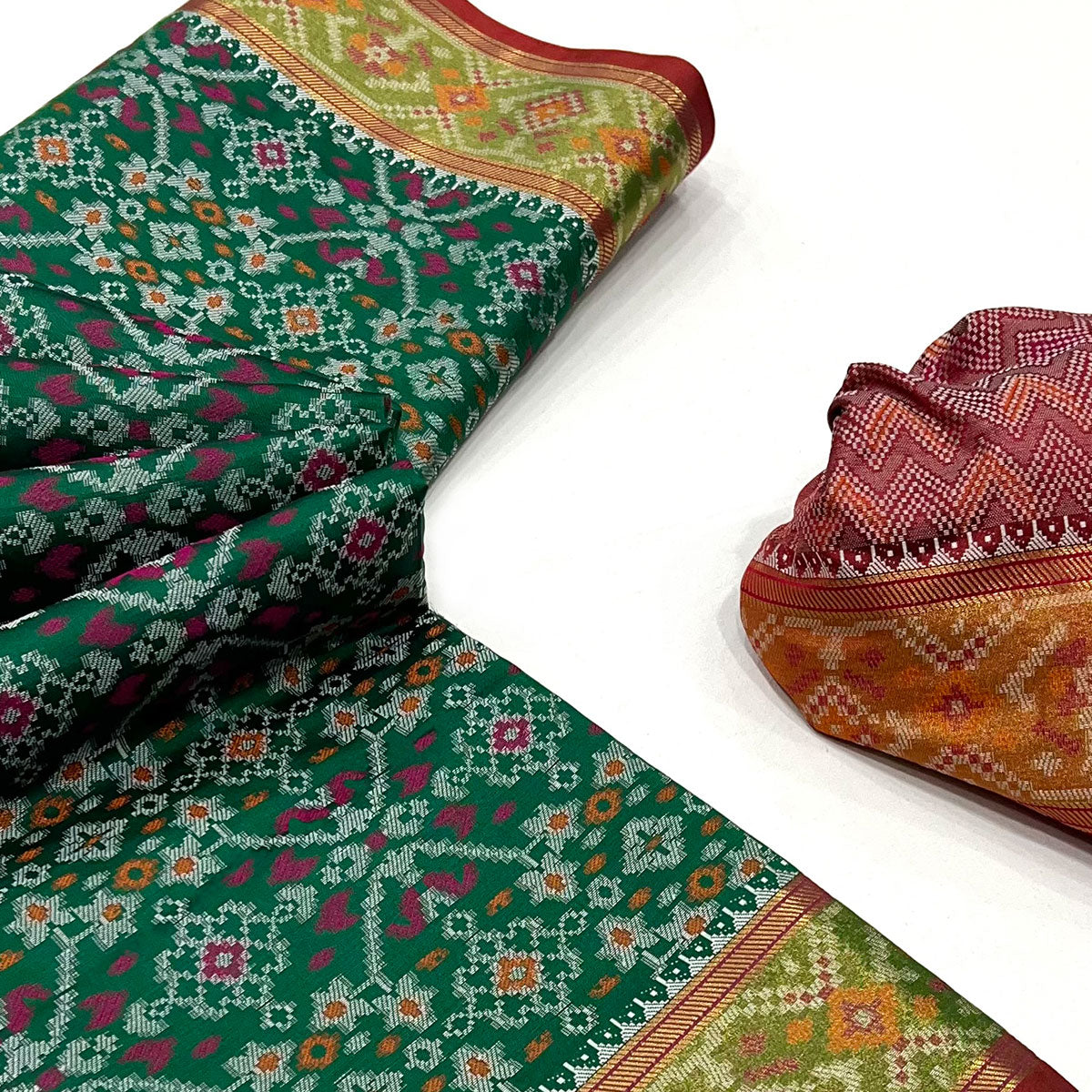 green-woven-cotton-silk-patola-saree