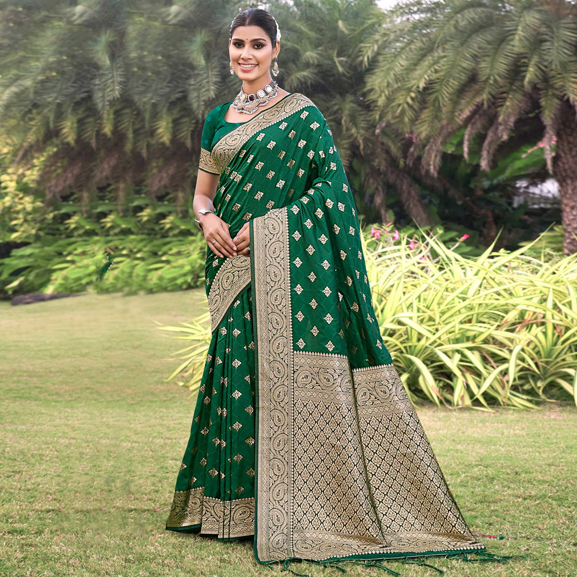 28green-floral-woven-kanjivaram-silk-saree-with-tassels