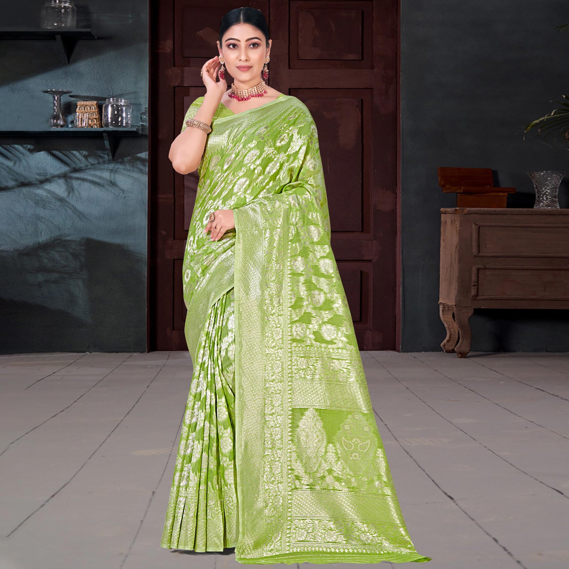 green-floral-woven-cotton-blend-saree-2