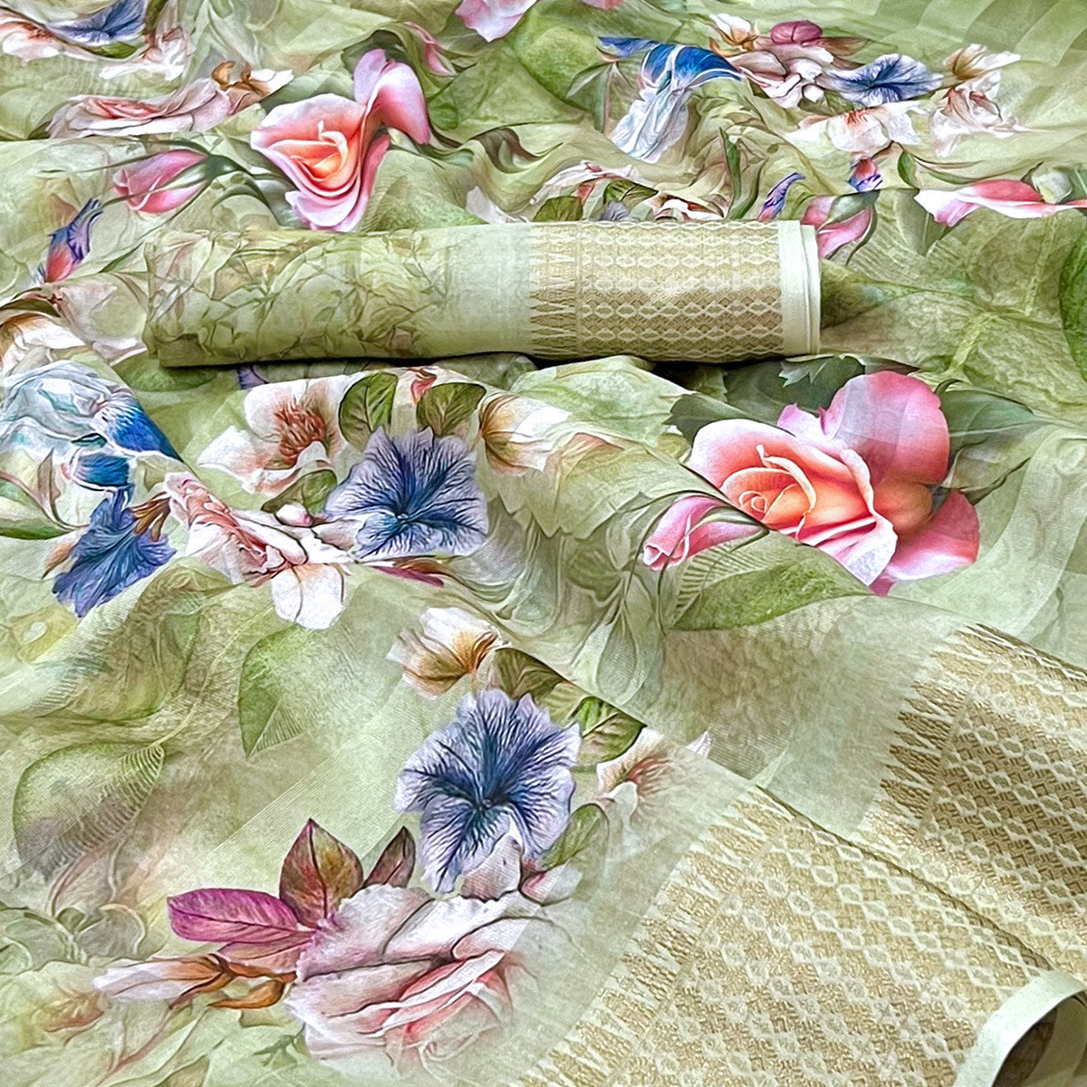 green-floral-digital-printed-cotton-silk-saree-4