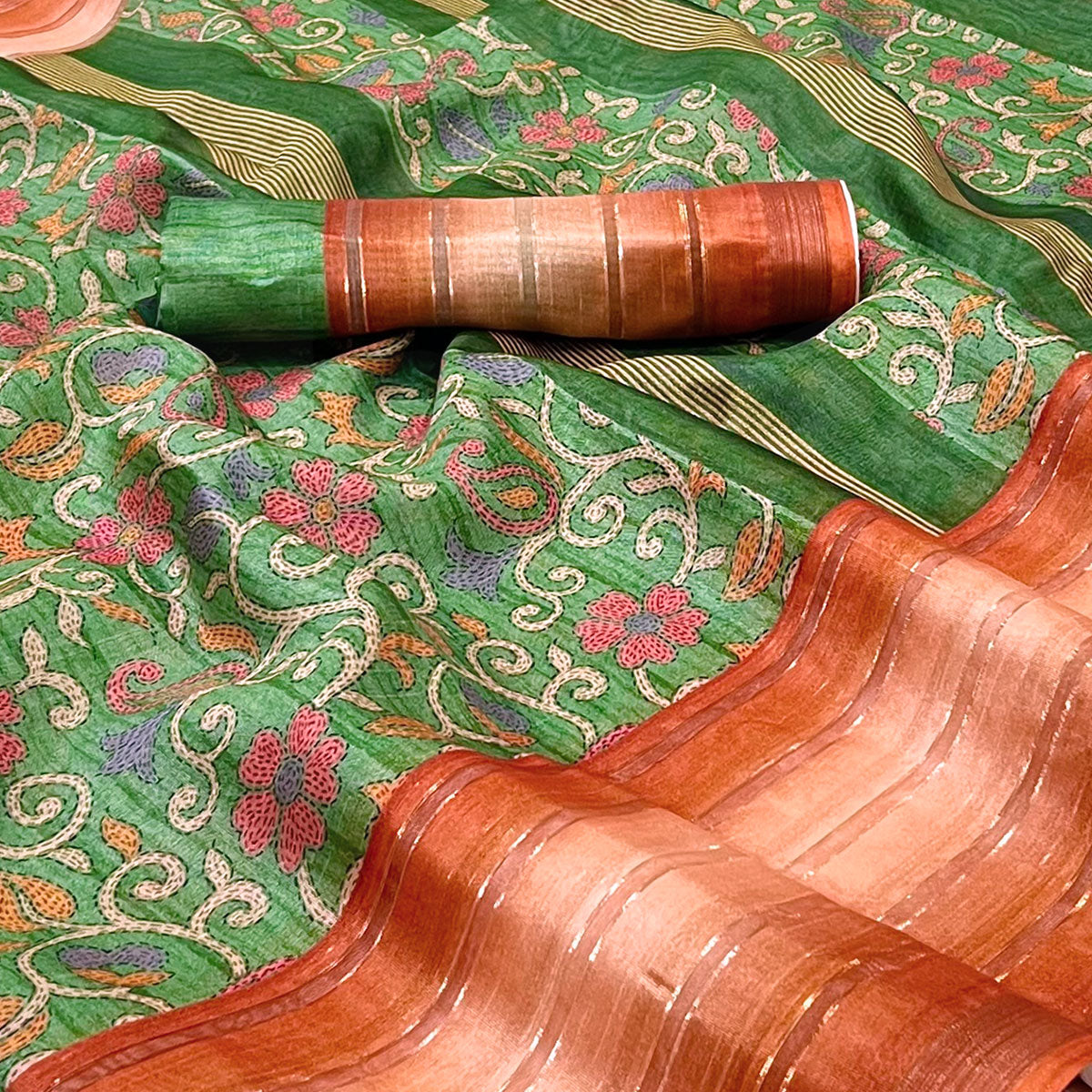 green-floral-digital-printed-cotton-silk-saree-5