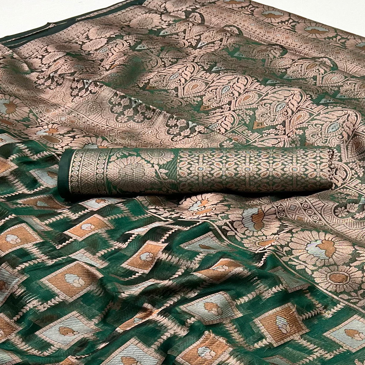 green-floral-woven-organza-saree-9