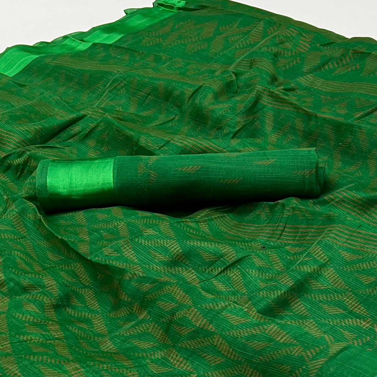 green-printed-cotton-blend-saree