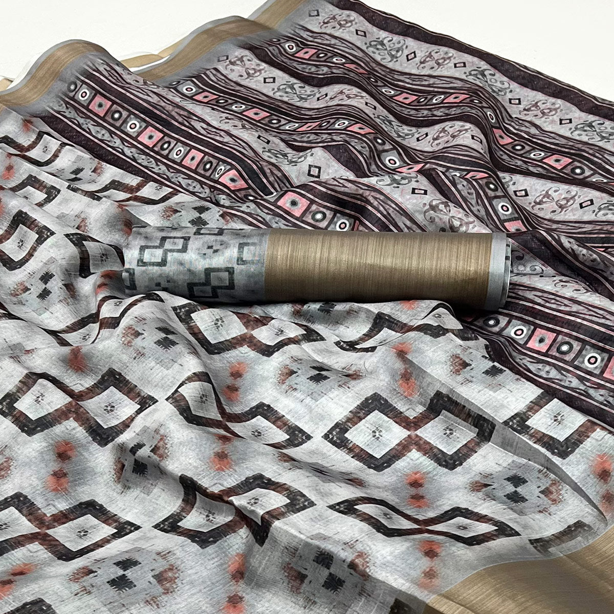 grey-geometric-printed-cotton-blend-saree