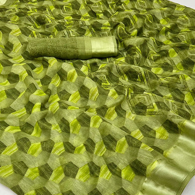 green-geometric-printed-cotton-blend-saree-19