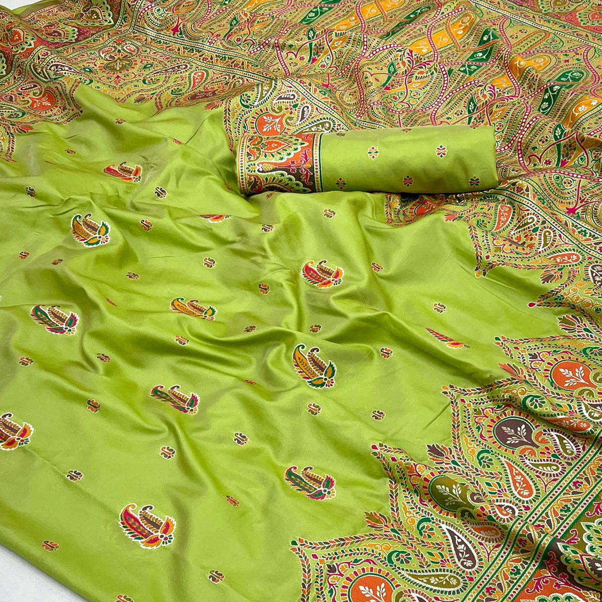 green-floral-woven-pure-silk-pashmina-saree