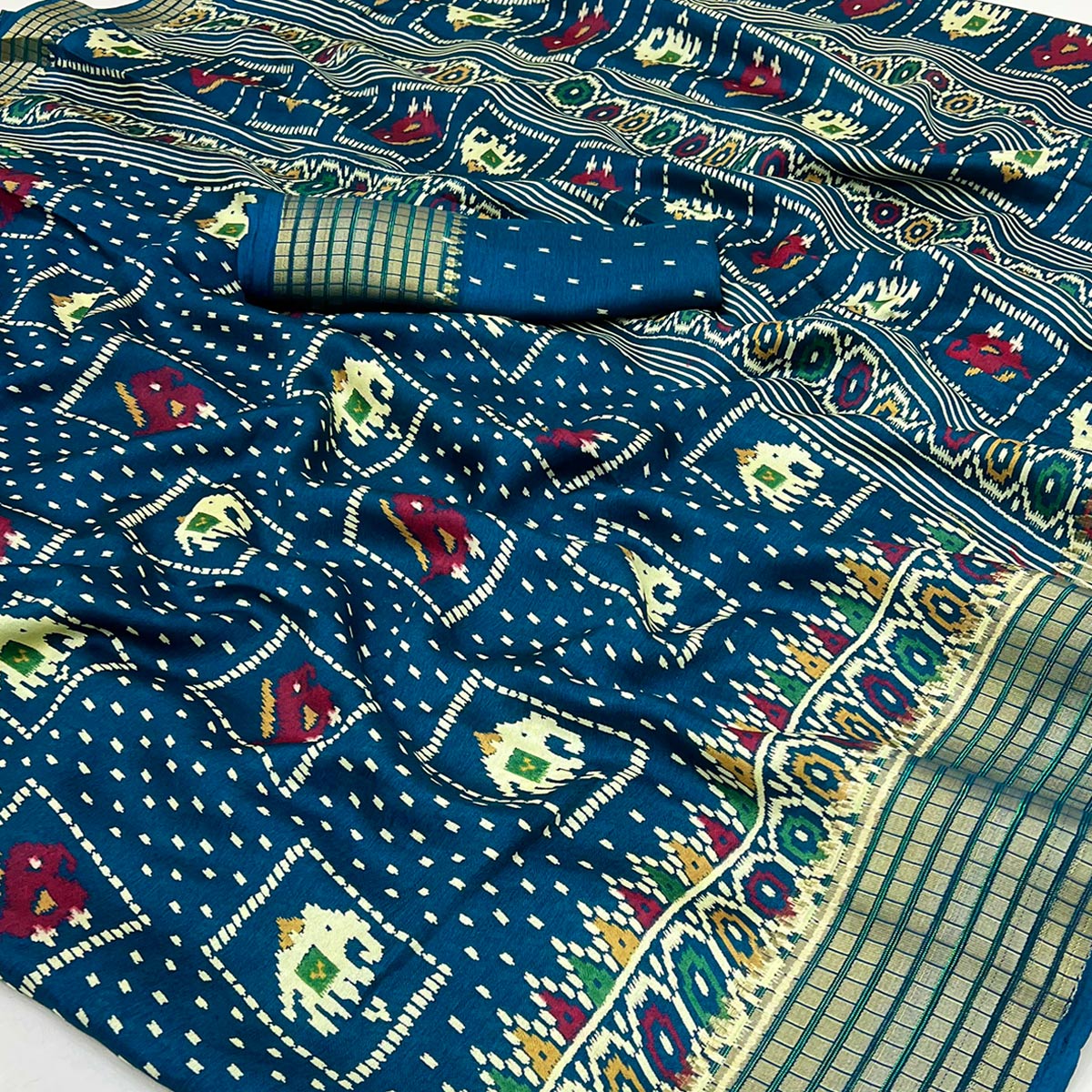 Morpich Blue Printed Georgette Saree With Woven Border