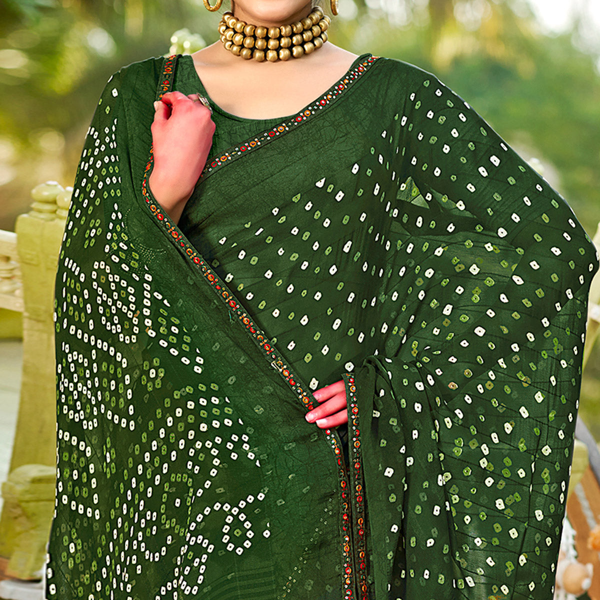 green-bandhani-printed-georgette-saree-3