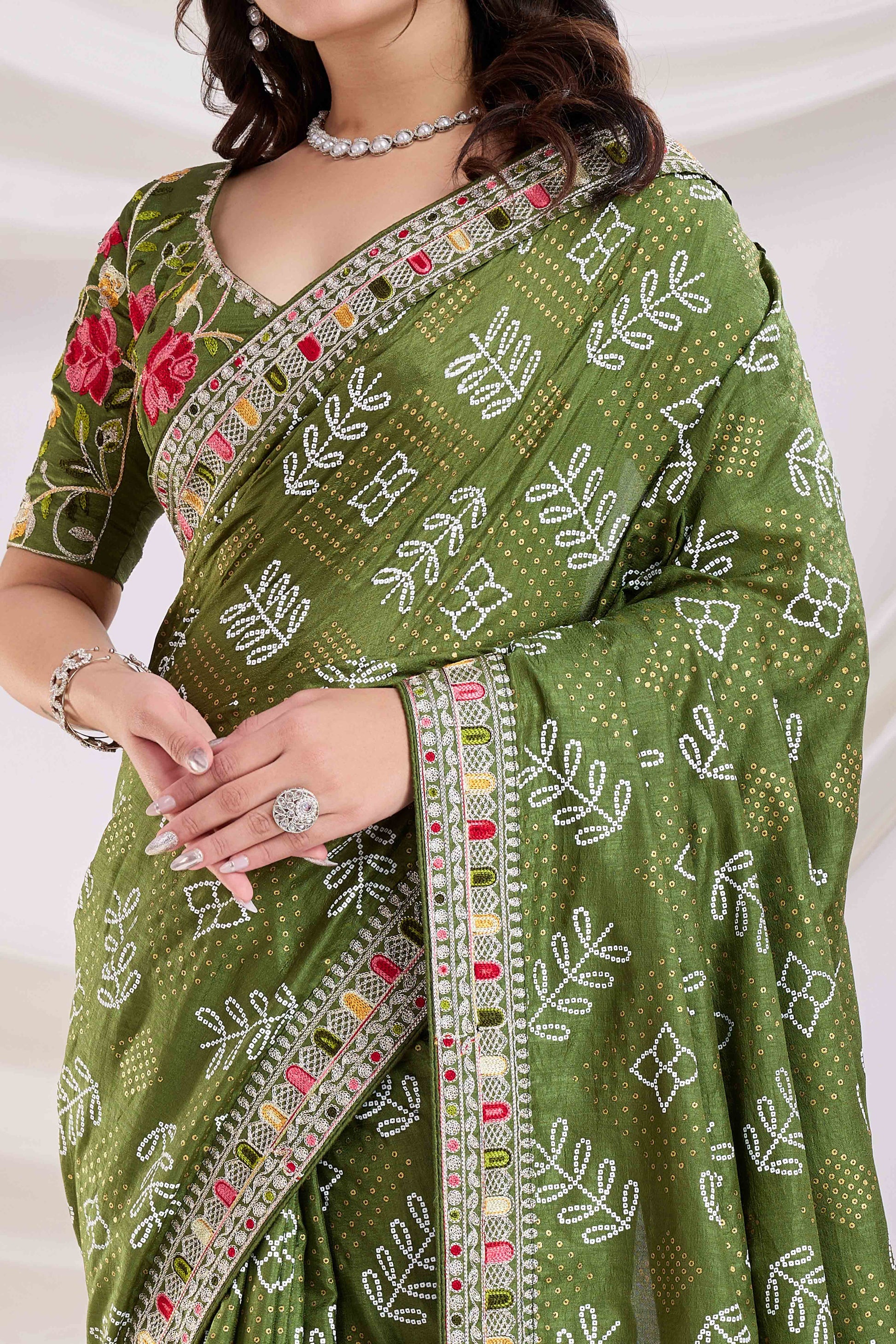 green-bandhani-printed-with-embroidered-border-vichitra-silk-saree