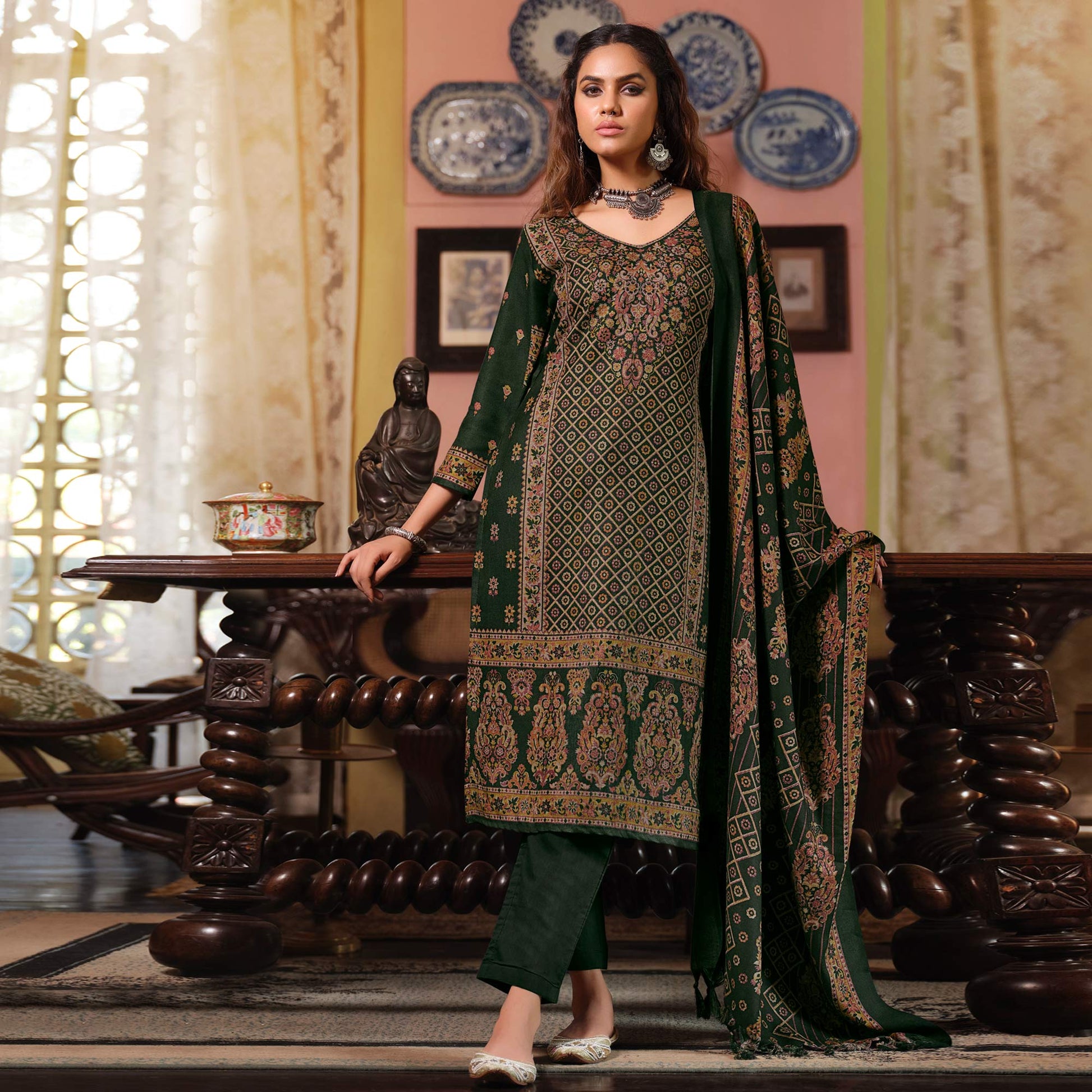 green-digital-printed-pashmina-woolen-suit-2