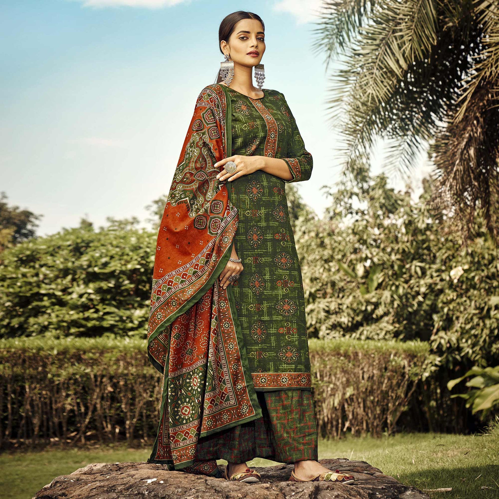 green-printed-pashmina-suit