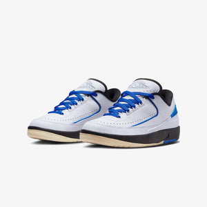 Jordan | AIR JORDAN 2 RETRO LOW  { WHITE/VARSITY ROYAL-BLACK-MUSLIN