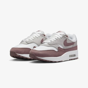 Nike | AIR MAX 1  { SUMMIT WHITE/SMOKEY MAUVE-LT IRON ORE