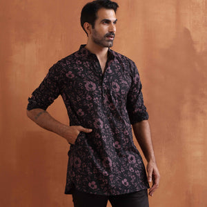 trueBrowns Men's Black Floral Printed Short Kurta