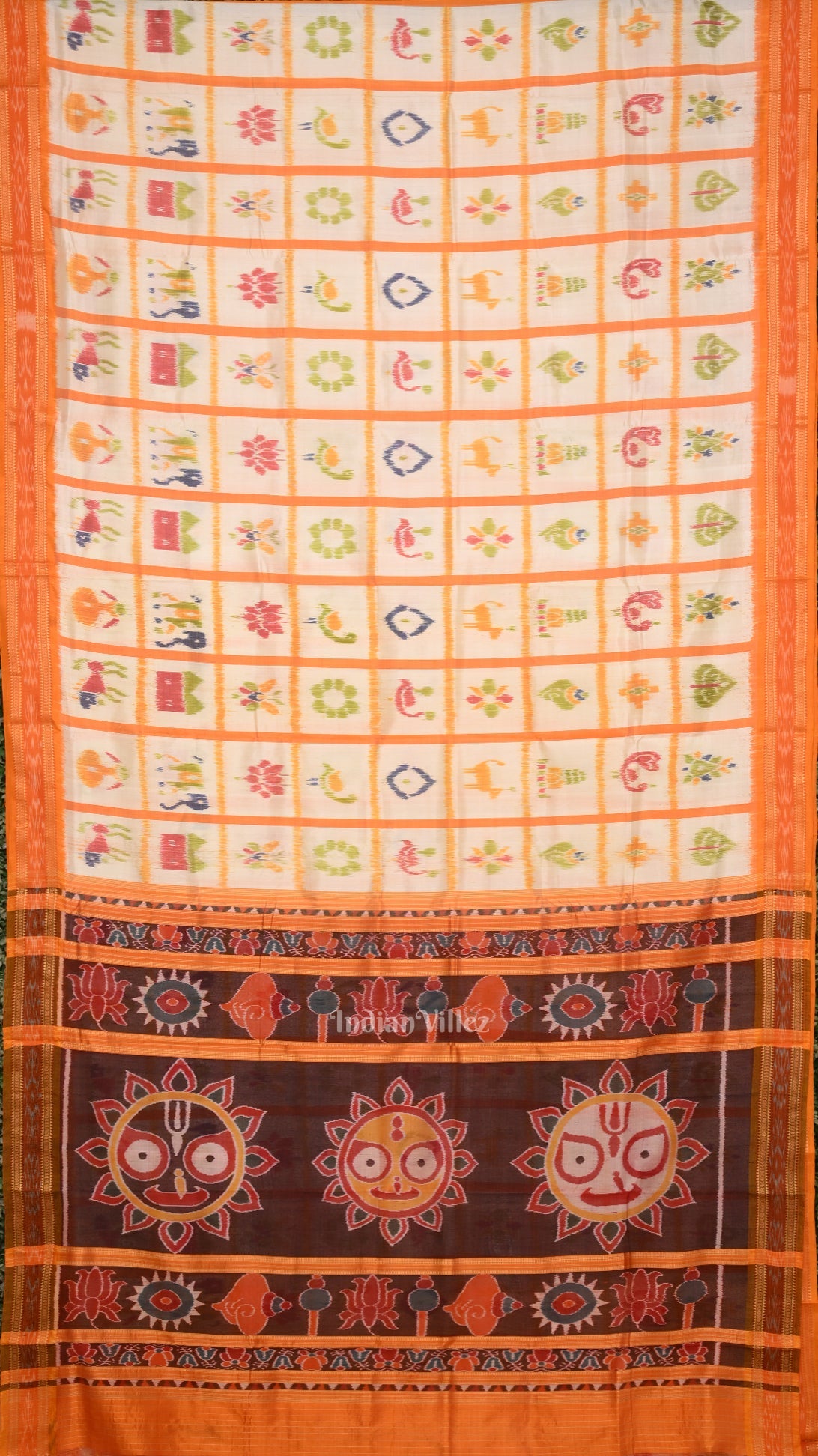 White Nabakothi Jagannath Theme Odisha Ikat Khandua Silk Saree