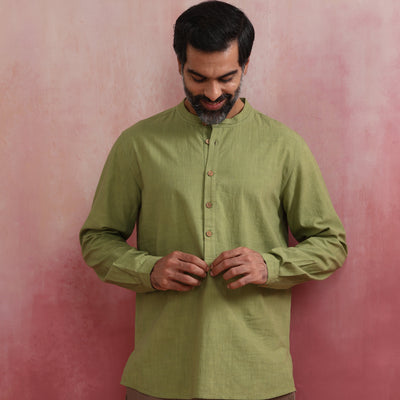 trueBrowns Men's Green Cotton Shirt