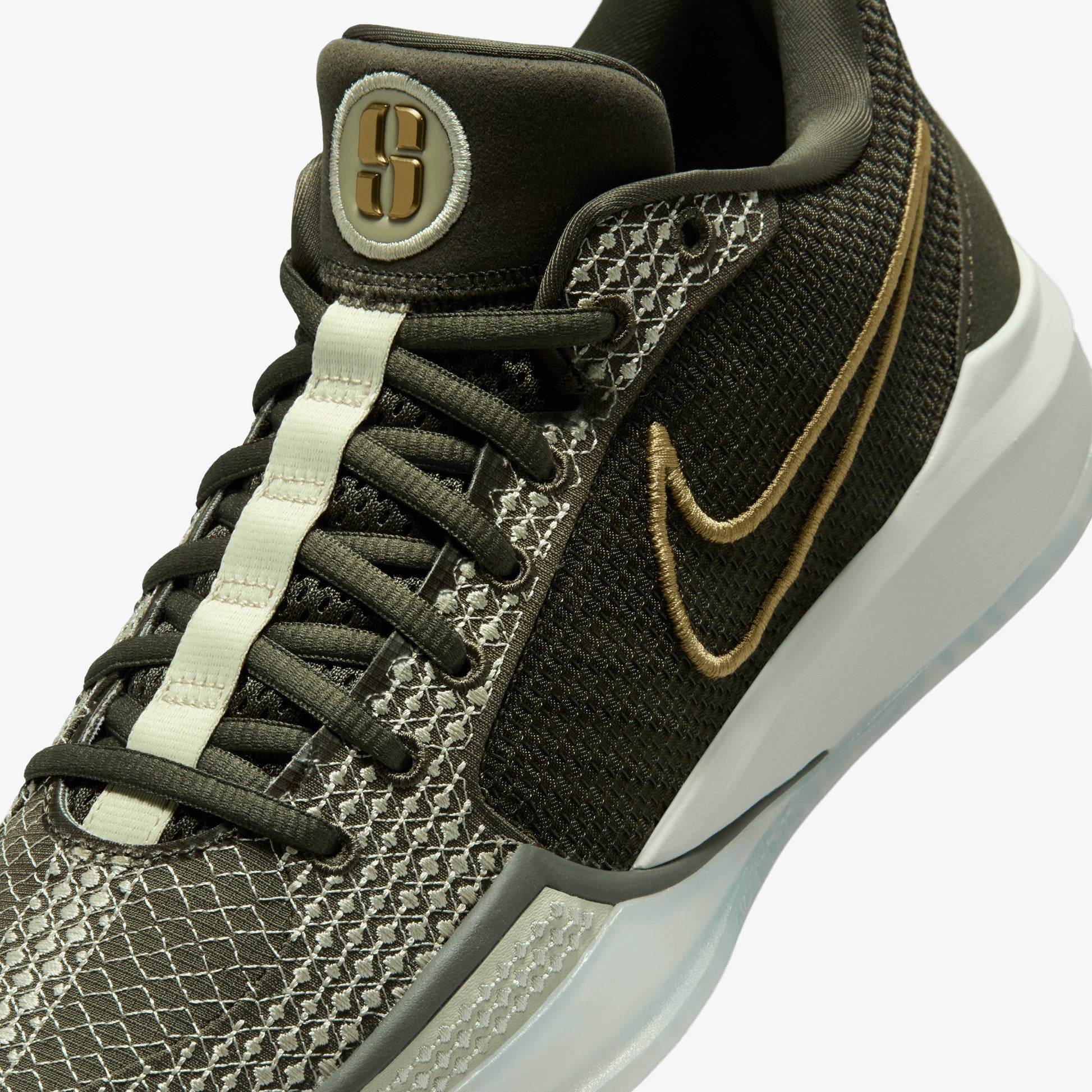 Nike | SABRINA 1 "DEDICATION" EP { CARGO KHAKI/METALLIC GOLD-OLIVE AURA