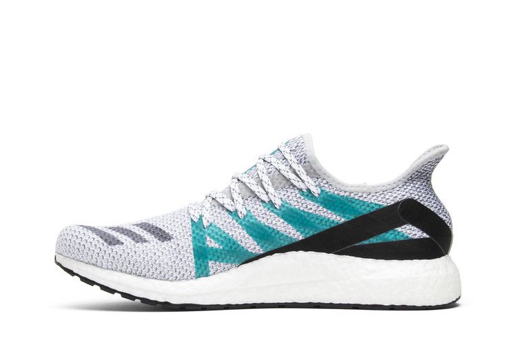 adidas AM4LDN London Footwear White
