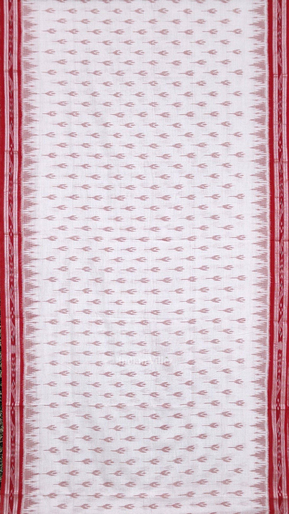 White Red Mayur Chandrika Maniabandha Cotton Saree