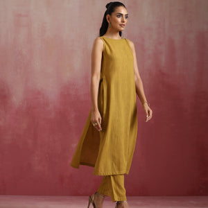 trueBrowns Mustard Cotton Kurta Set