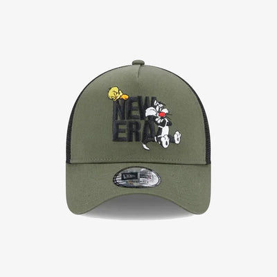 New Era | WARNER BROTHERS SYLVESTER AND TWEETIE PIE GREEN A-FRAME TRUCKER CAP