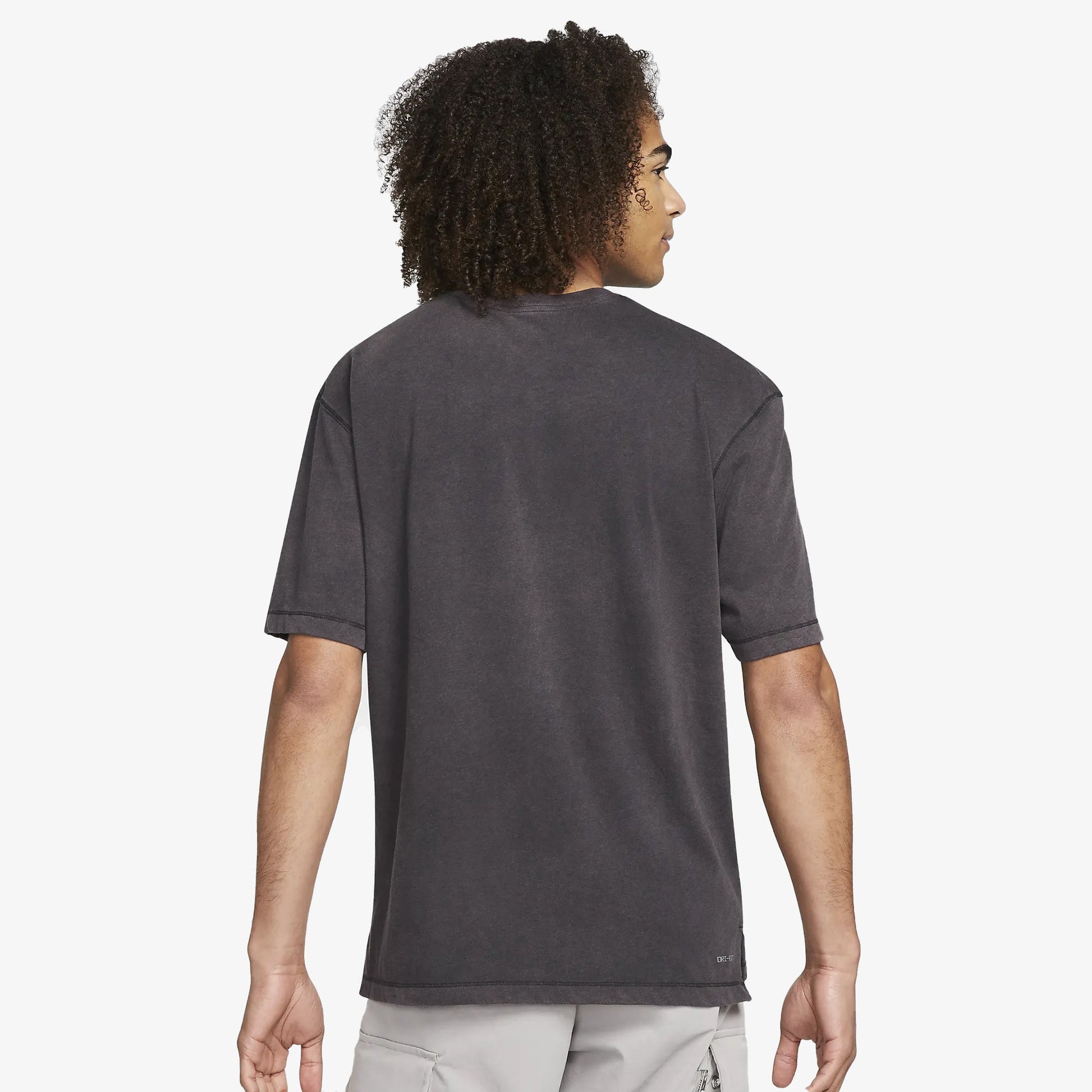 Jordan | DRI-FIT SPORT  { BLACK/WHITE